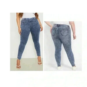 🆕NOHO Curvy Plus-Size Mid Blue Acid Jegging 3XG🆕